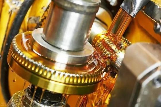 57675-44-2 إضافات معالجة البوليمر Trimethylolpropane Trioleate TMPTO سائل مصفر